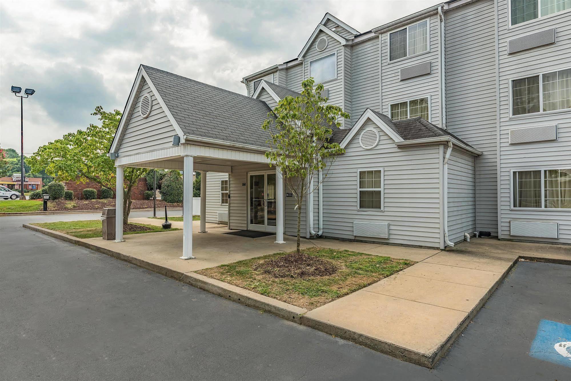 Motel 6-Charlotte, Nc - University Ngoại thất bức ảnh