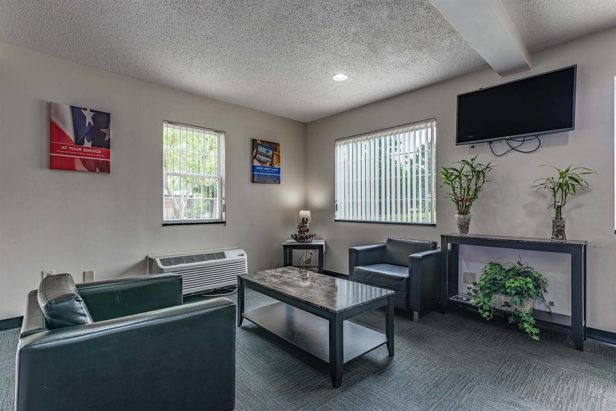 Motel 6-Charlotte, Nc - University Ngoại thất bức ảnh